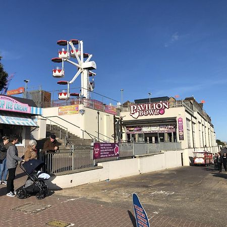 A Wave From It All Great Clacton Exteriér fotografie