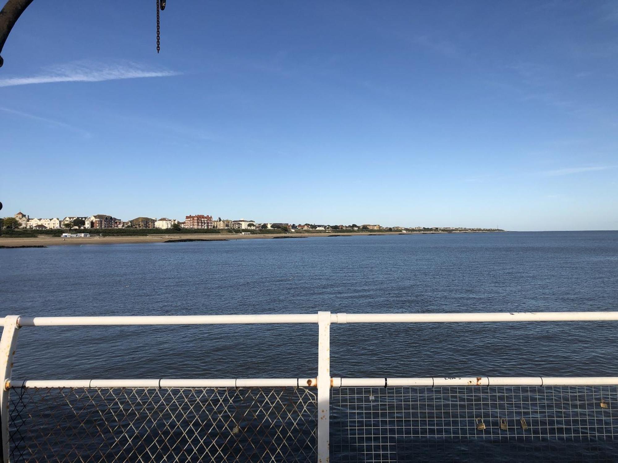 A Wave From It All Great Clacton Exteriér fotografie